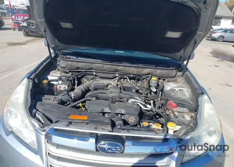 2013 Subaru Outback 2.5I Premium z USA, uszkodzony, nr VIN 4S4BRBCCXD3303853